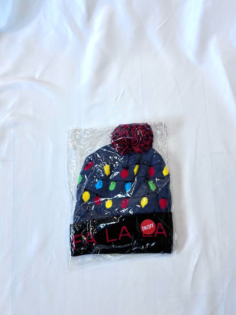 HAT650 Festive Holiday Light Beanie